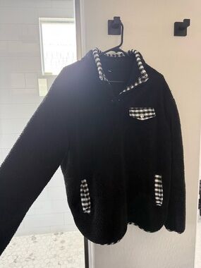 Black Sherpa Pullover with Black & White Gingham Trim